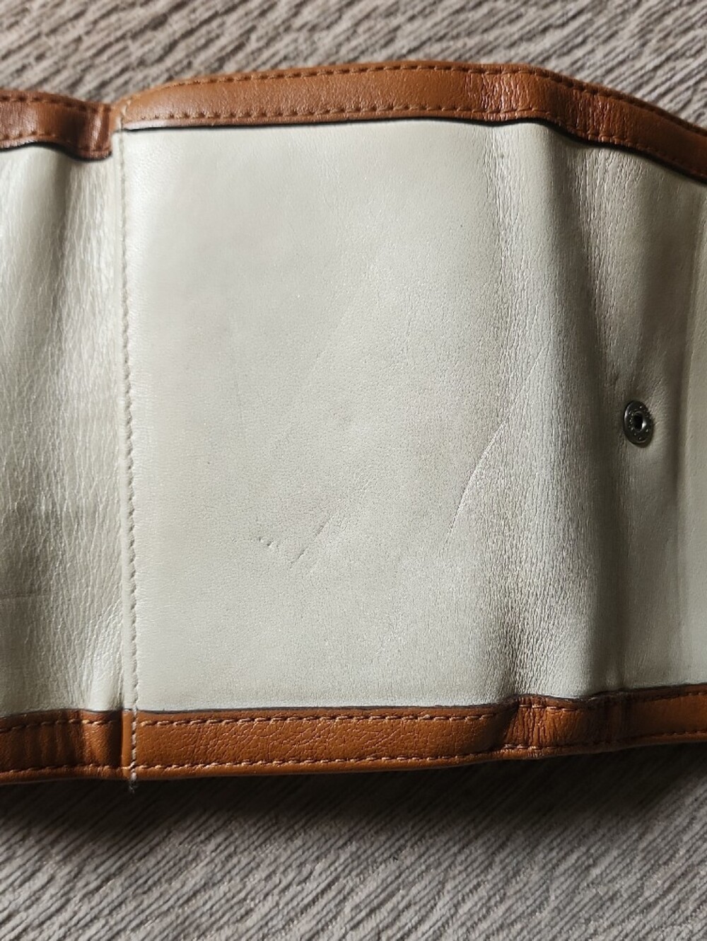 Coach Cream and Tan Leather Buckle Wallet 2004 - Picture 6 of 13